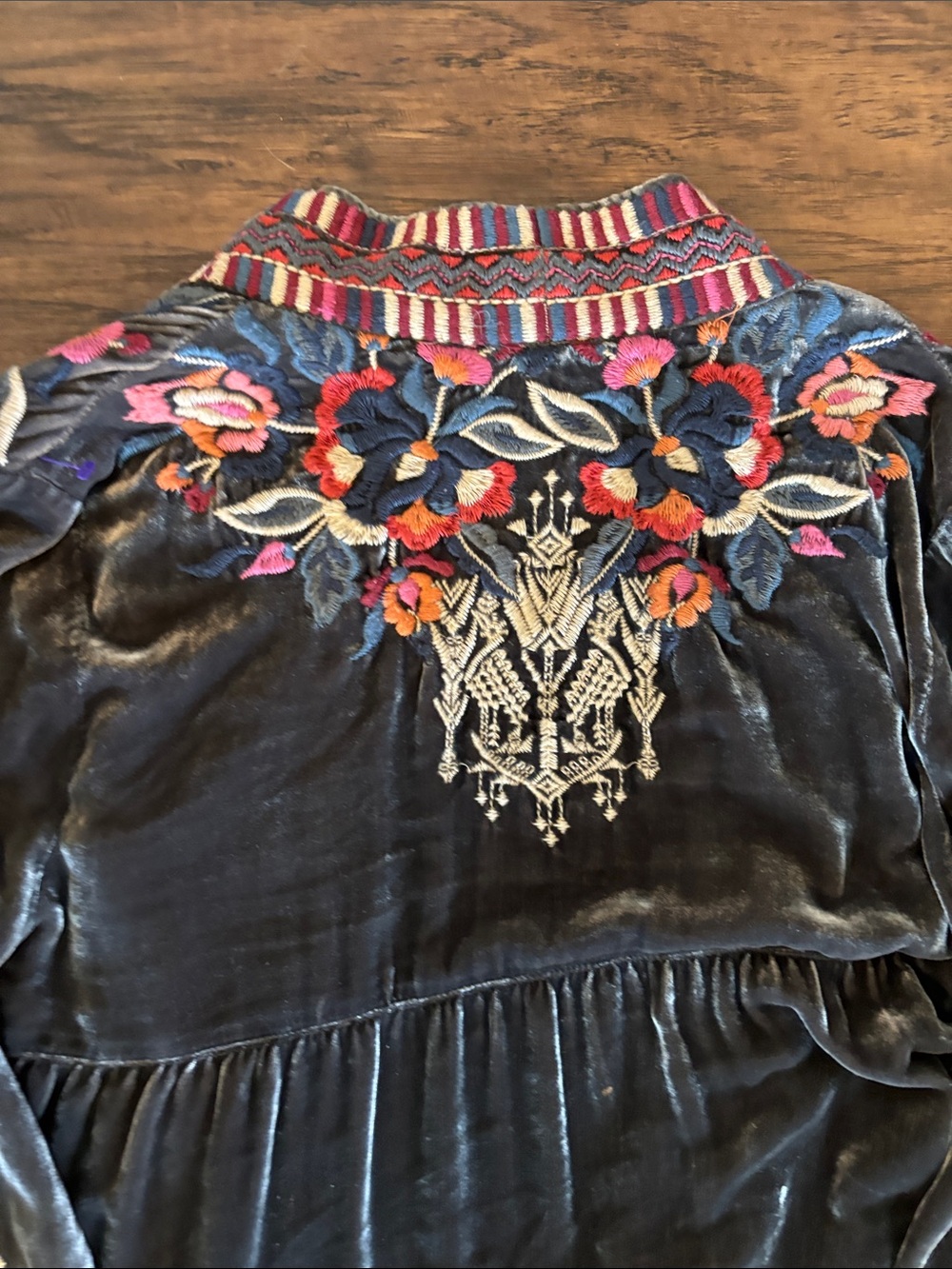 Johnny Was Black Velvet Embroidered Open Front Duster - Picture 5 of 5
